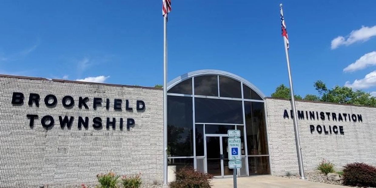 ADMIN MEETING HALL Brookfield Township